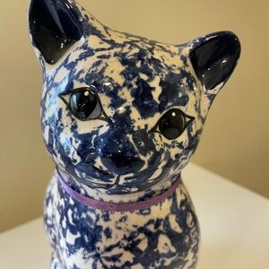 Ceramic spongeware cat